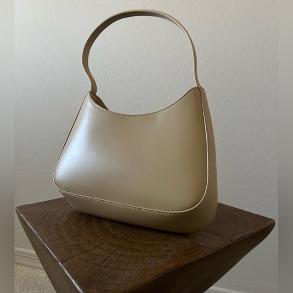Oak + Fort Elegant Tan Women's Shoulder Bag